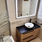 Medina Del Sol I By Interhome شقة دينايا